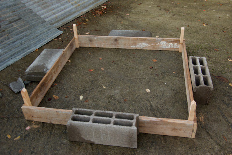Construire votre potager en carrés pour cultiver vos légumes Désign manger à salle Bois
